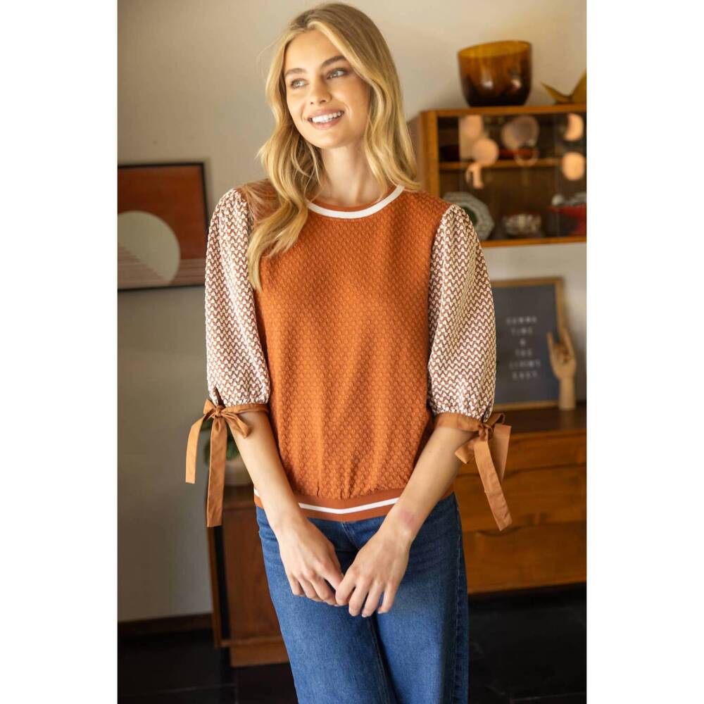 NEW VOY color block textured knit bow tie sleeve top in camel